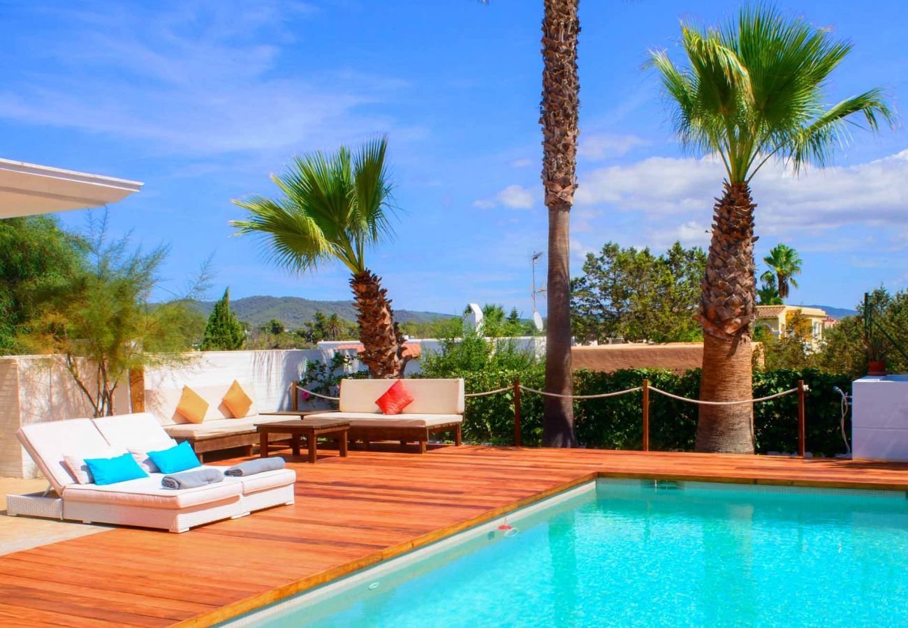 Jardin privé et piscine de la Villa Melody à Ibiza